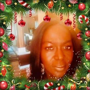 Meet your Posher, Renee